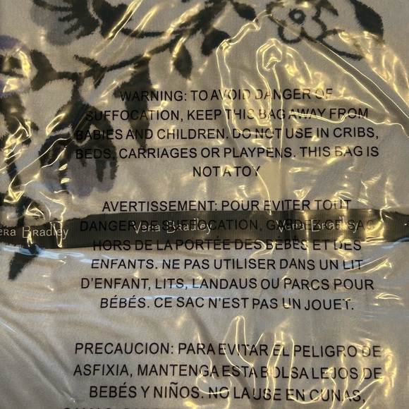 Vera Bradley Merry Mischief Snow Day Throw Blanket - Picture 4 of 4